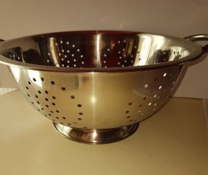 Cedník 28 cm-nerez