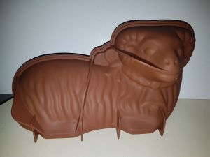 Forma beránek 31x17x9 cm silikon hnědá