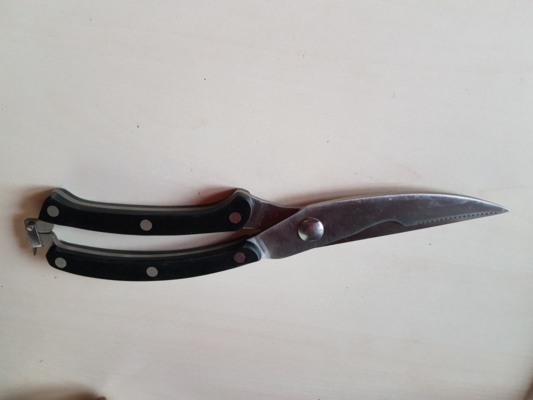 Nůžky na drůbež délka 24cm, kov, dřevo