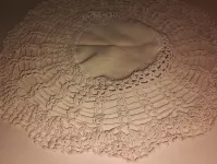 Dečka kulatá průměr cca 32cm ne čistě bílá